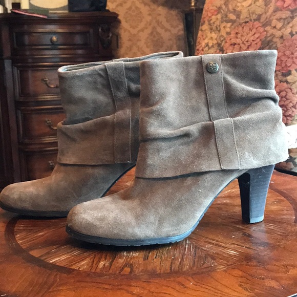 BCBG slouchy bootie - Picture 2 of 4